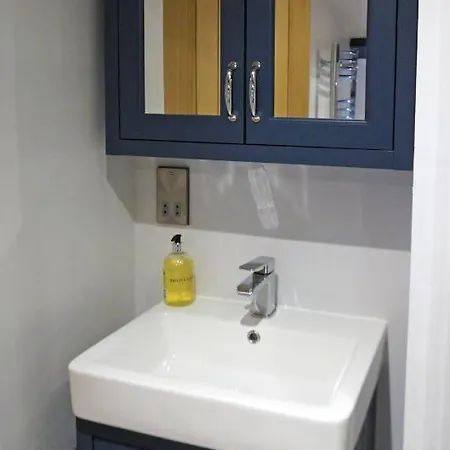 Brook Дом отдыха